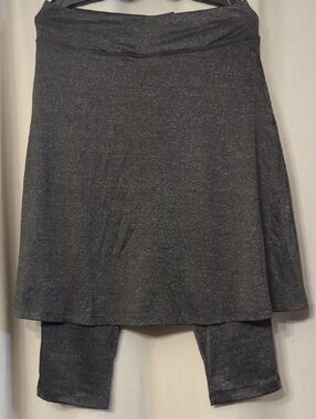 Women's Heathered Gray Skirt with Attached Leggings
